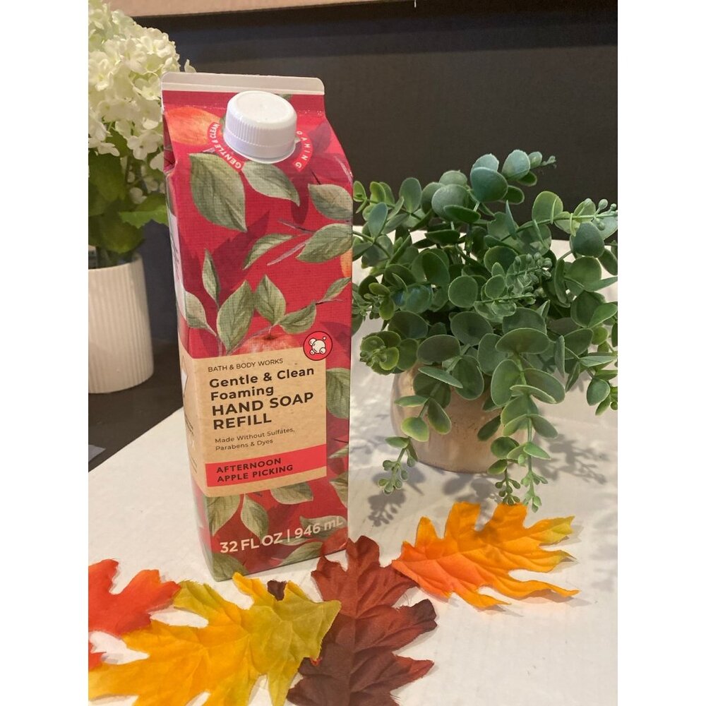 Bath & Body Works “Afternoon Apple Picking” Refillable Foaming Hand Soap